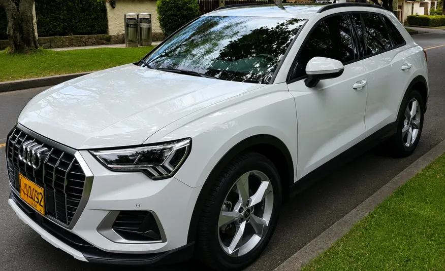 AUDI Q3 2023