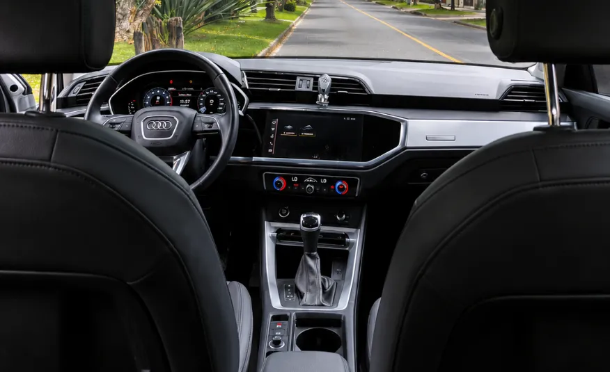 AUDI Q3 2023
